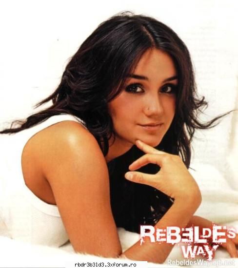 Cu ce culoare ii sta mai bine? - i_luv_rebelde - Dulce Maria